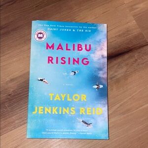 Malibu Rising by Taylor Jenkins Reid - Blue Cover